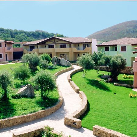 Le Corti Di Marinella Aparthotel Marinella  Exteriör bild