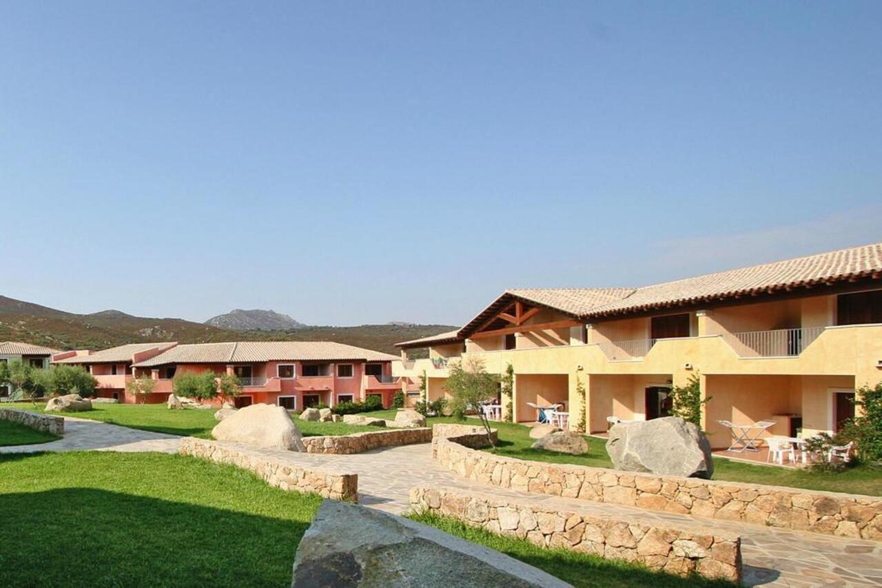 Le Corti Di Marinella Aparthotel Marinella  Exteriör bild
