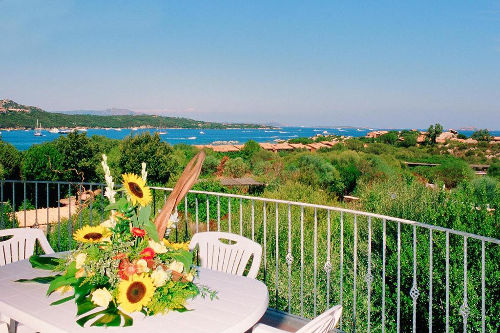 Le Corti Di Marinella Aparthotel Marinella  Exteriör bild