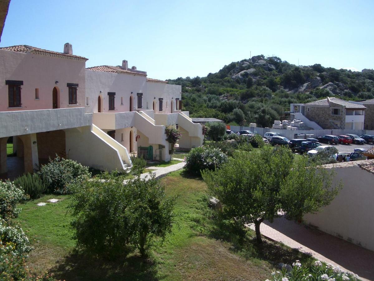 Le Corti Di Marinella Aparthotel Marinella  Exteriör bild
